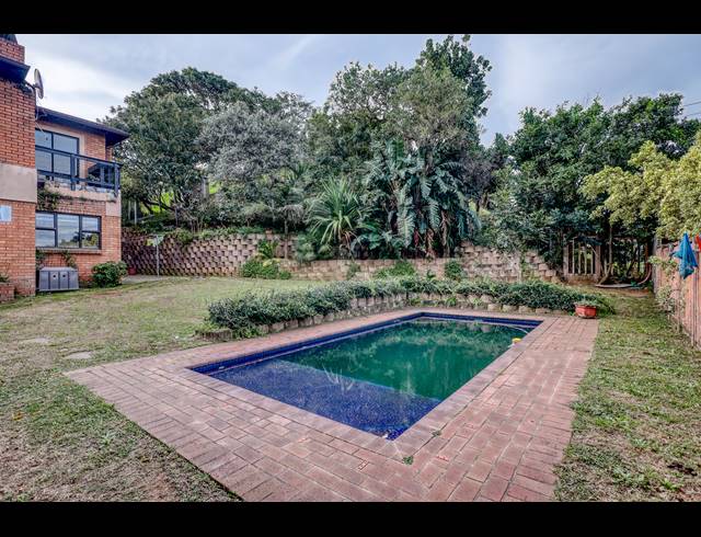 4 BEDROOM HOUSE FOR SALE IN BEACON BAY